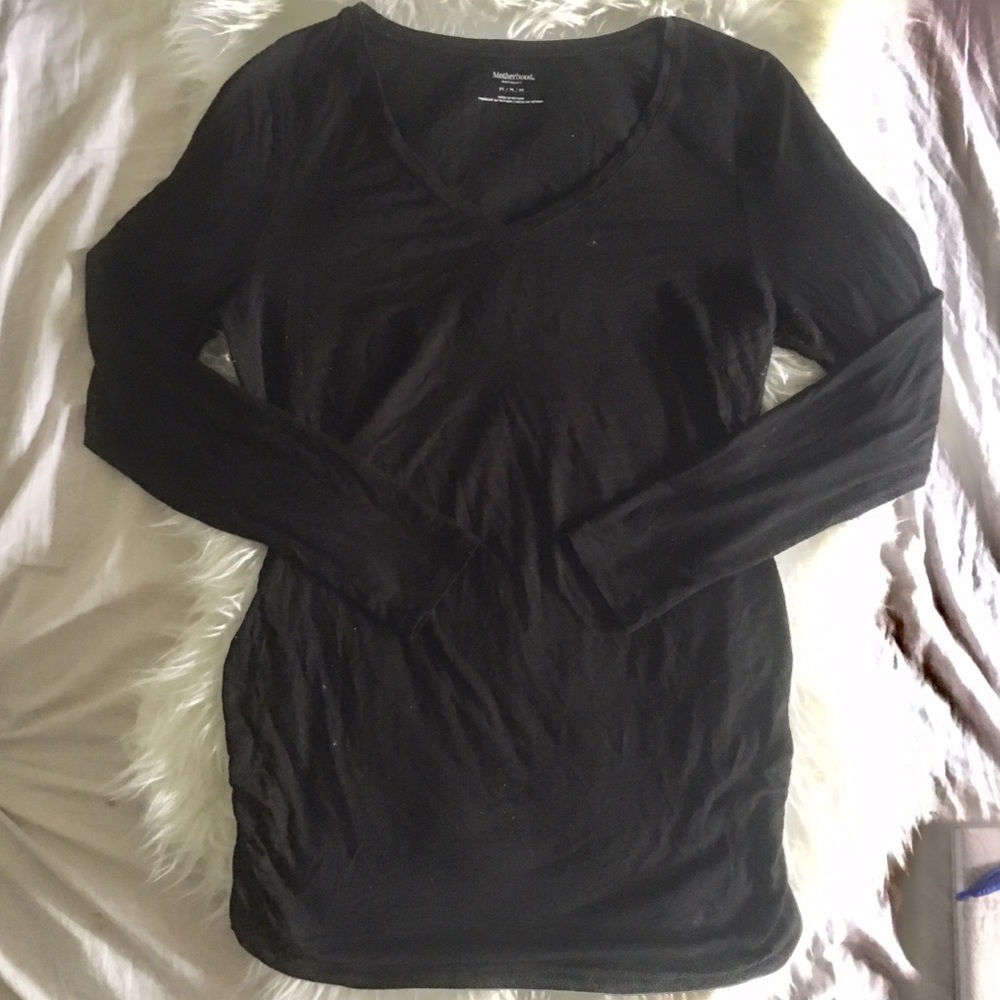 Black long sleeve maternity tee